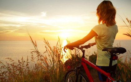 girl-with-bike