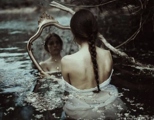 Girl in mirror
