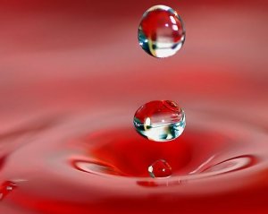 Liquid Love: The Fragility of Relationships