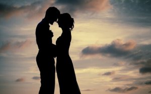 Stop Loving in Order to Learn How to Be in Love