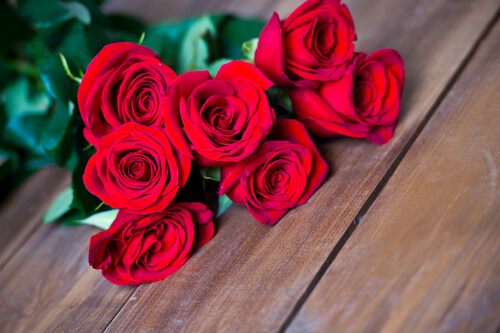 24 Tips to Be More Authentically Romantic