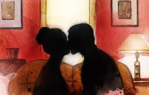 Silhouettes Kissing