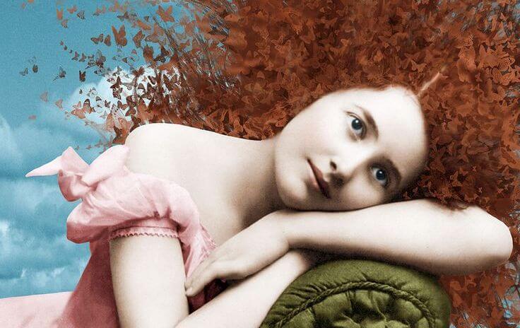 woman head resting approval