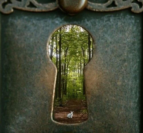 keyhole-1