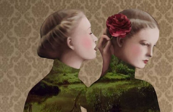 woman with two heads