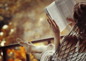 What Our Brain Creates When We Read