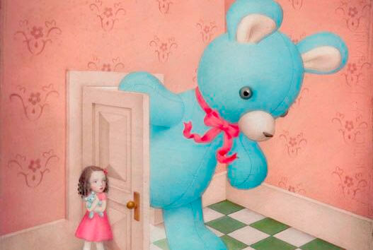 girl opening up a door giant bear