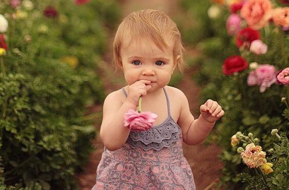 girl with flowers