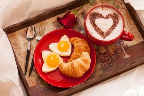 breakfast-in-bed