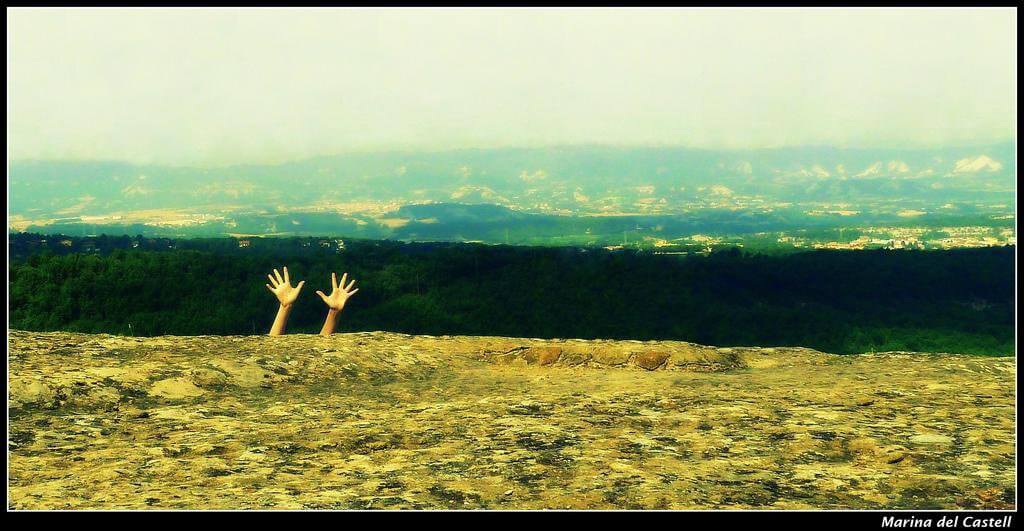 hands-asking-for-help