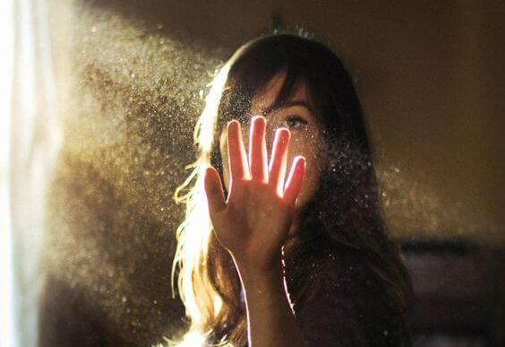 sun rays on dust