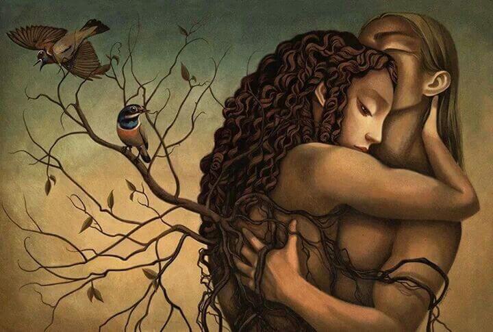 couple-hugging-branches-with-birds