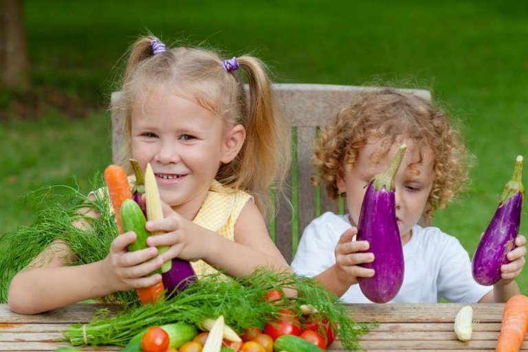 children with vegetables
