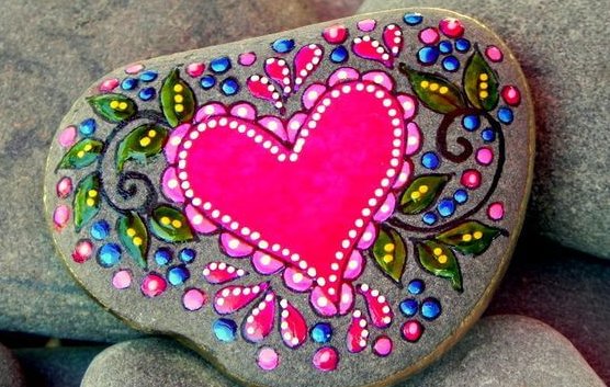 heart painted on a rock