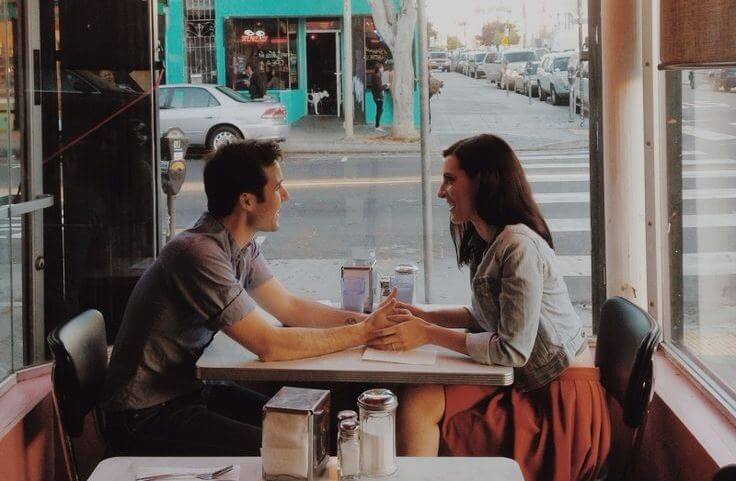 couple in a diner