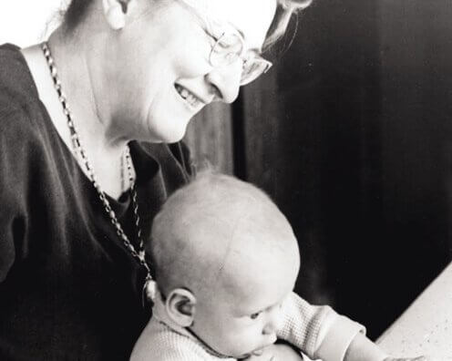 attachment avoidance mother