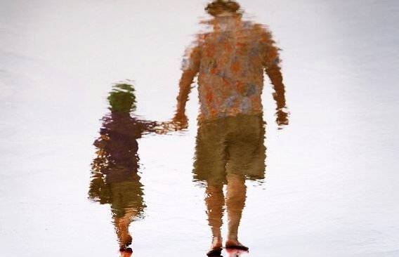 father abandons a child absent