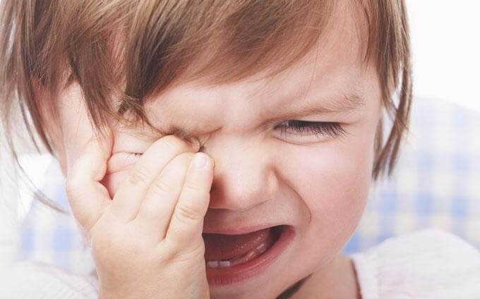 signs your child has autism emotions