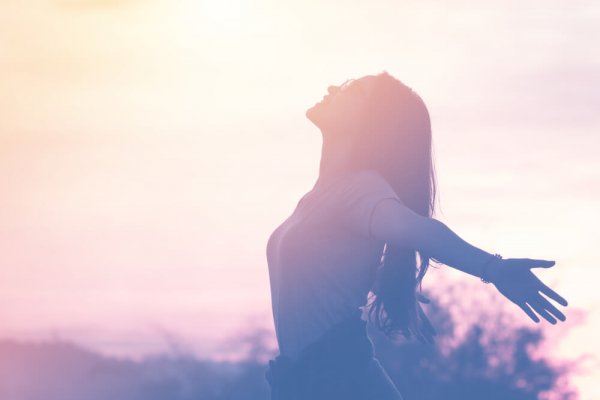 a free, happy woman