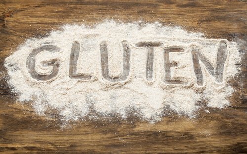 GLUTEN written in flour.