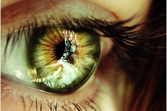 a green eye, is there a sixth sense?