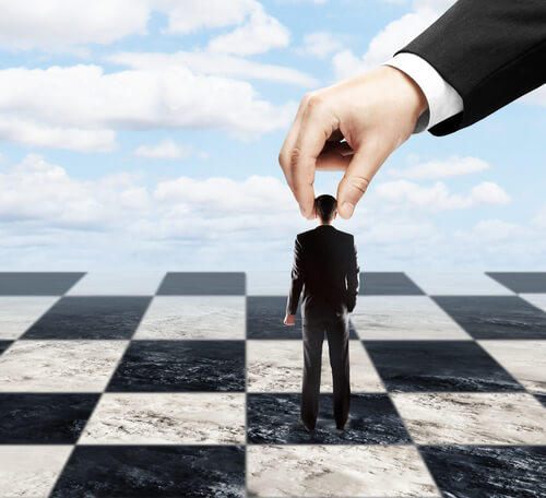 Auktoritära människor manipulerar