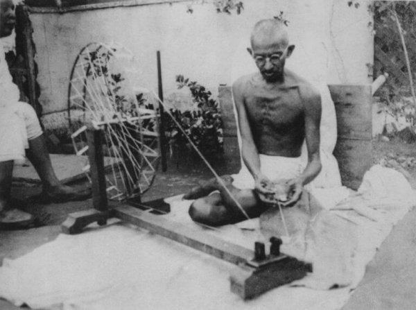 Gandhi weaving