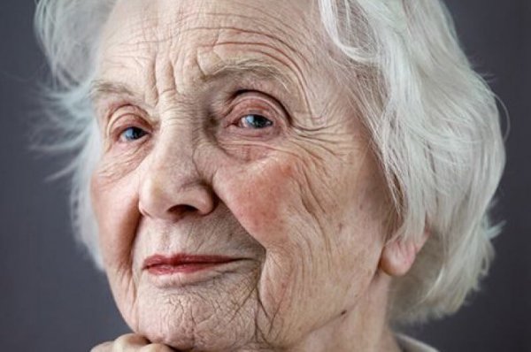 5 Ways to Respect the Elderly People in Your Life
