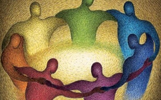 7 people are in a circle.