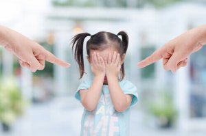 6 Characteristics of Toxic Parents