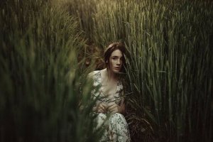 Emotional Dependence Doesn't Just Happen in Romantic Relationships