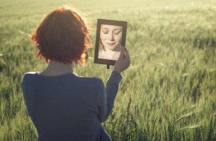 woman with a low self-image