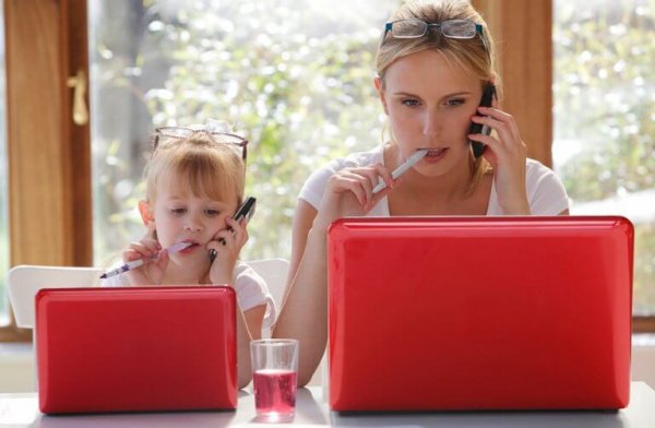 Imitation: a child and a woman.