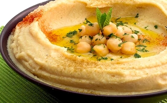 Hummus with chickpeas.