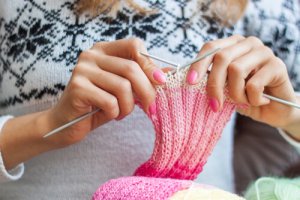 5 Ways Knitting is Good for Your Emotions