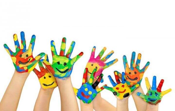 painted hands