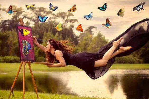 woman painting