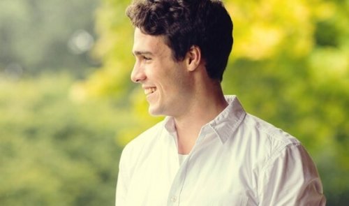 a man smiling