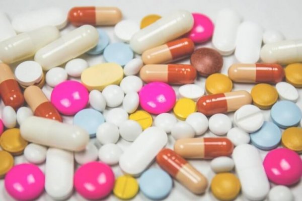 Medication: pills and tablets.