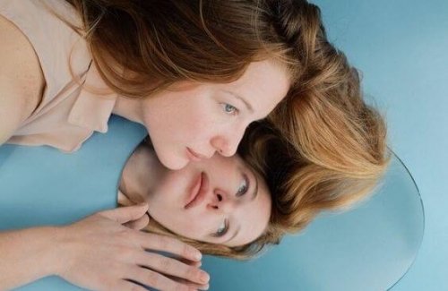 Differences between self-esteem and ego.