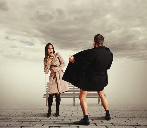 man flashing a woman