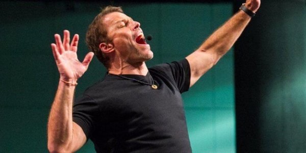 Tony Robbins yelling