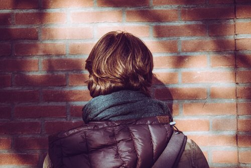 How Insecure People Resort to Intellectual Bullying - Exploring your mind