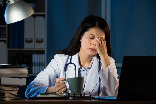 How can working at night affect your health?