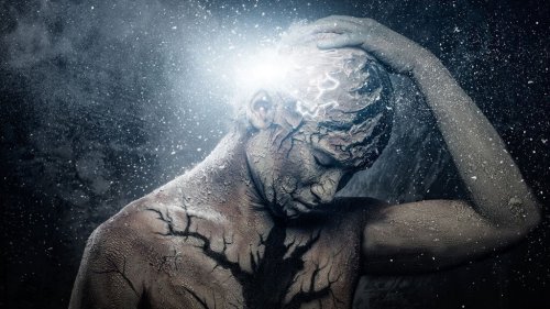 Out of character behavior is experienced in the Twilight state.