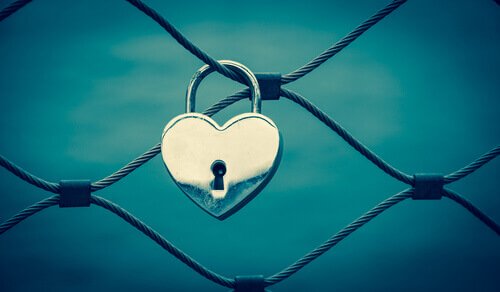 A heart-shaped lock.