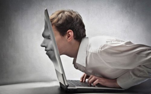 computer der opsluger mands kritiske evne