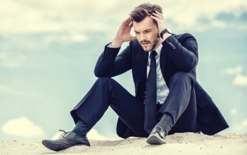 A man in need of psychological kit.