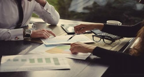 Salario de negociación de opciones binarias