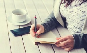 Find Fulfillment With the Five Minute Journal